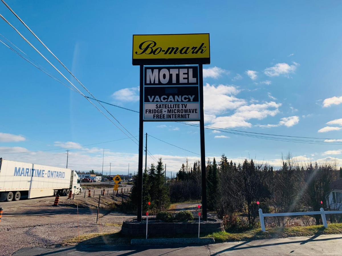Bo-Mark Motel North Bay Zewnętrze zdjęcie